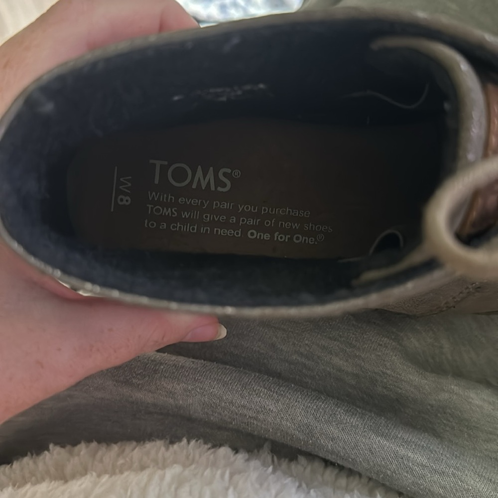 Tom’s - Picture 5 of 5